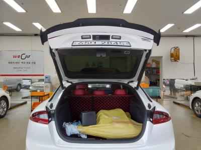 كيا Stinger 2.0 Turbo دفع رباعي Platinum 2020 TURBO دفع رباعي