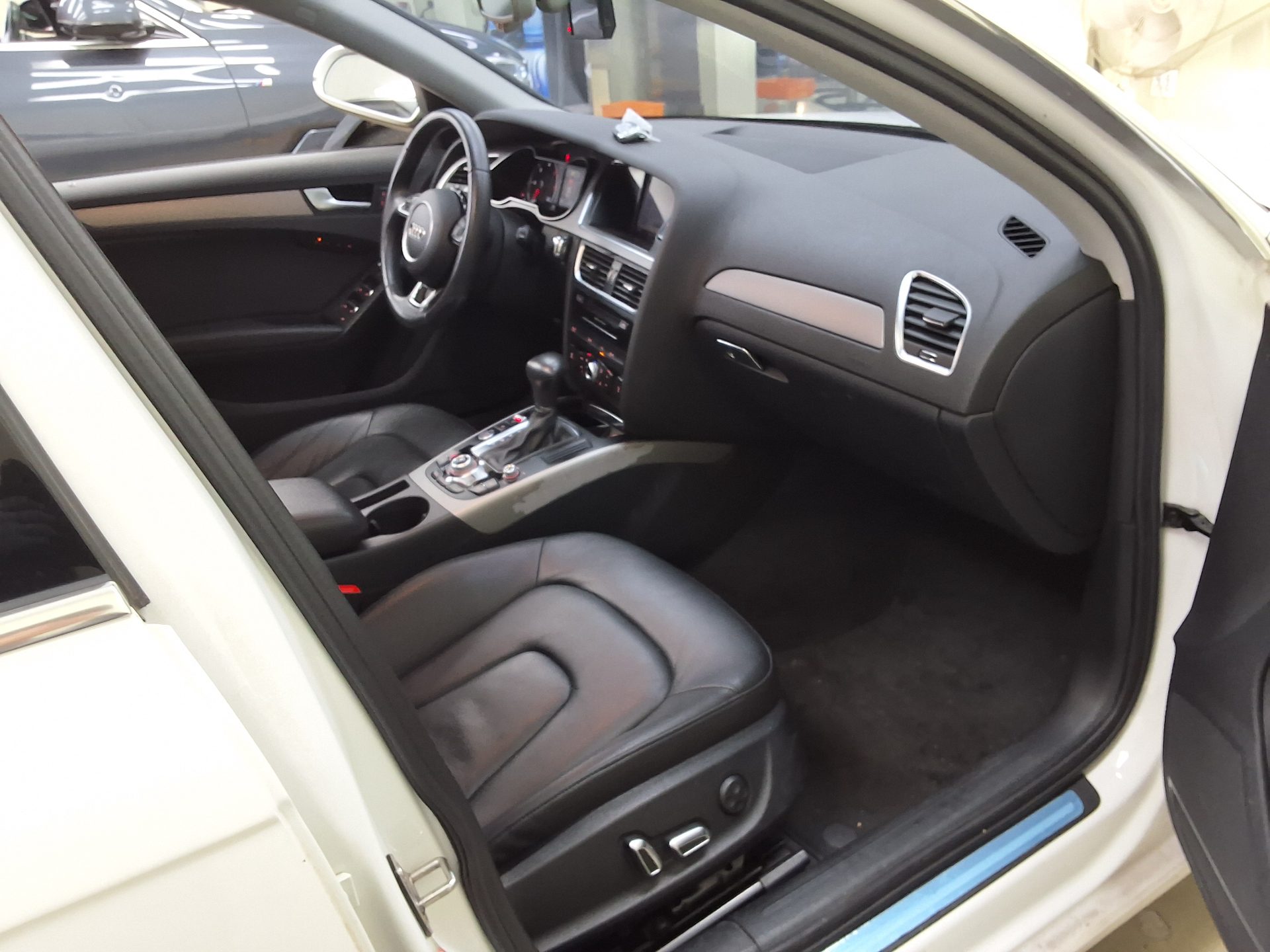 2015 - audi a4