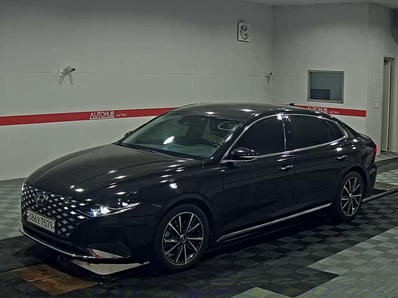 2022 - hyundai grandeur