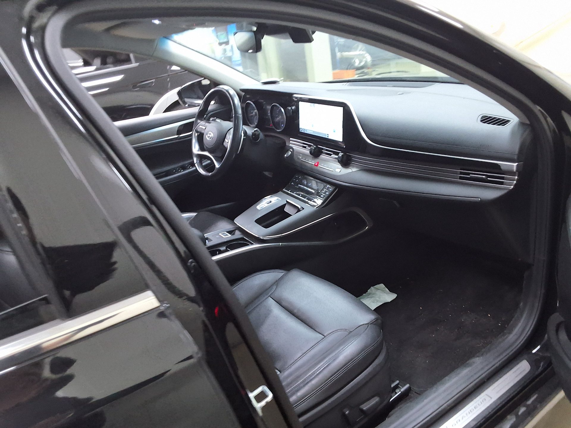 2022 - hyundai grandeur