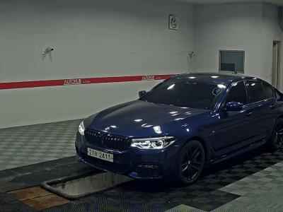 BMW 5 SERIES (7TH GEN) 530i M PACK