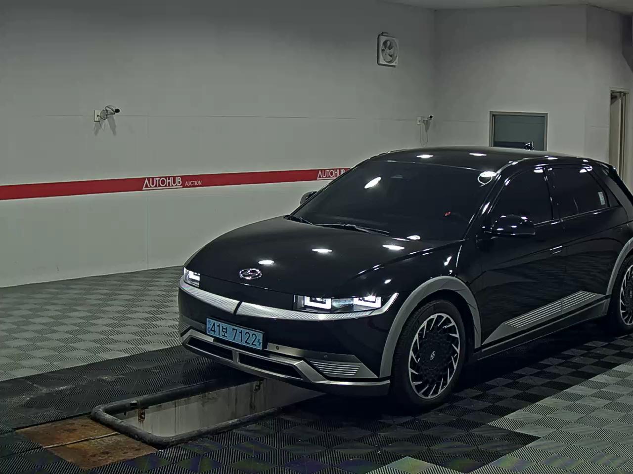2022 - hyundai ioniq