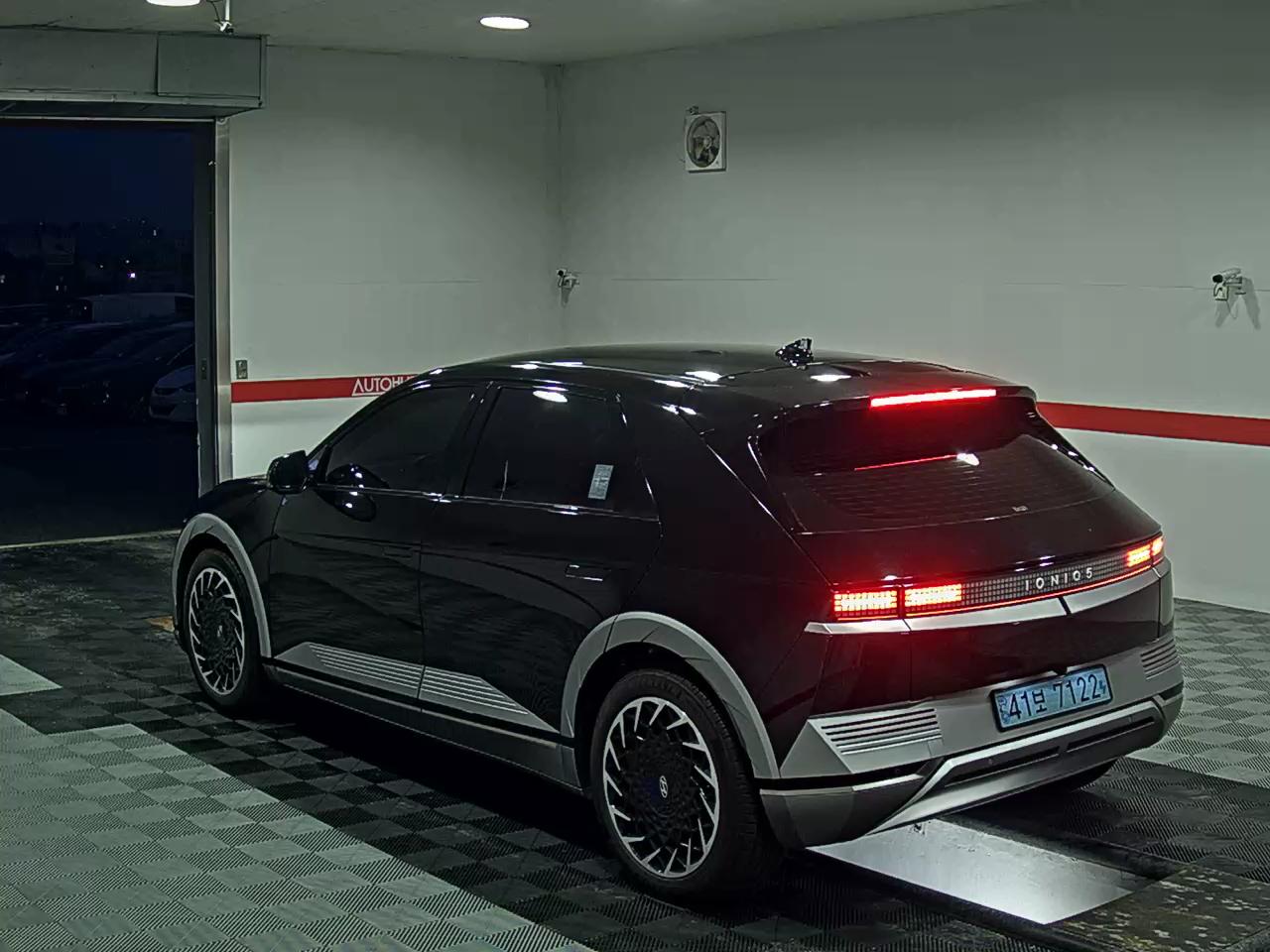 2022 - hyundai ioniq