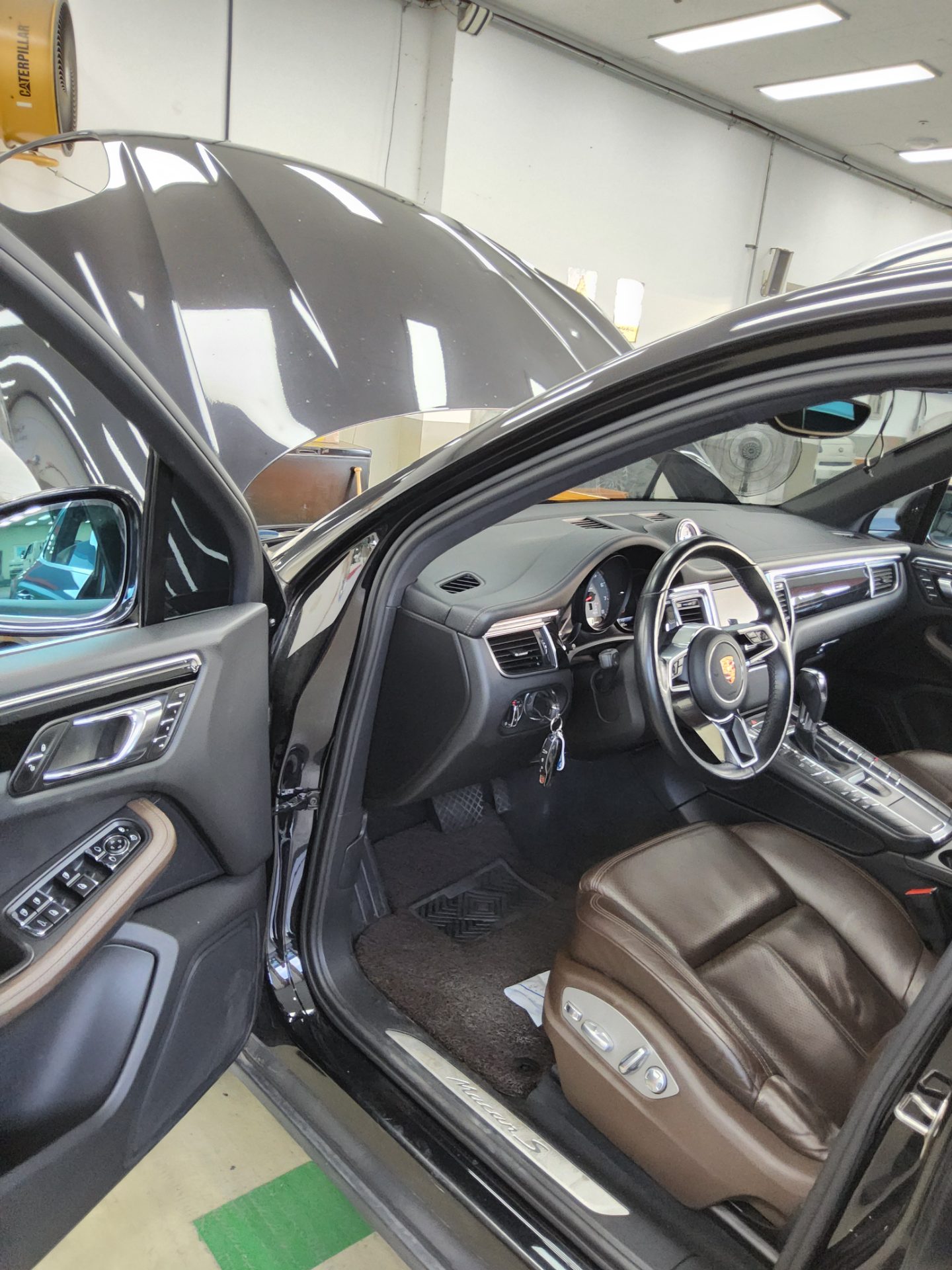 2015 - porsche macan