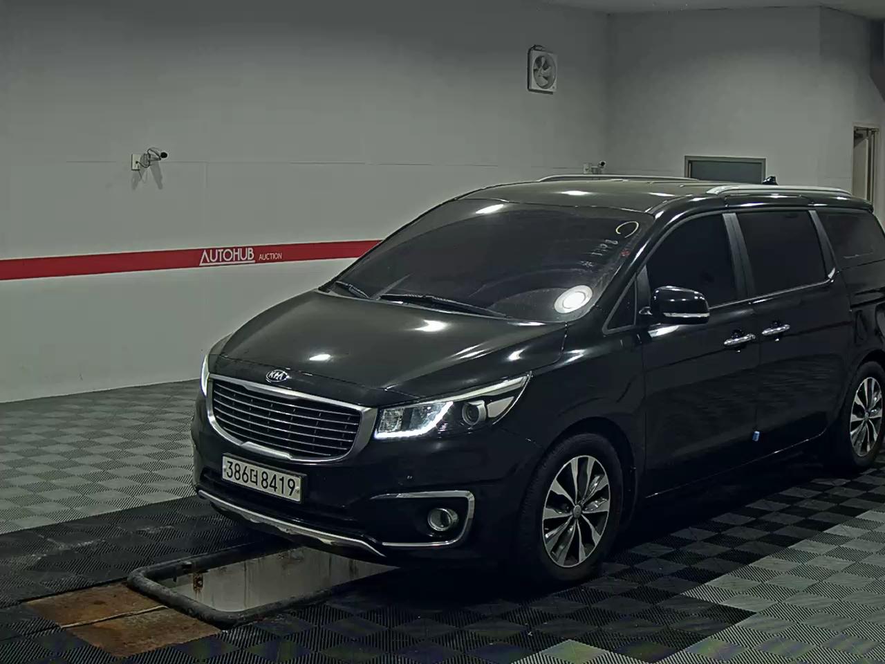 2017 - kia carnival