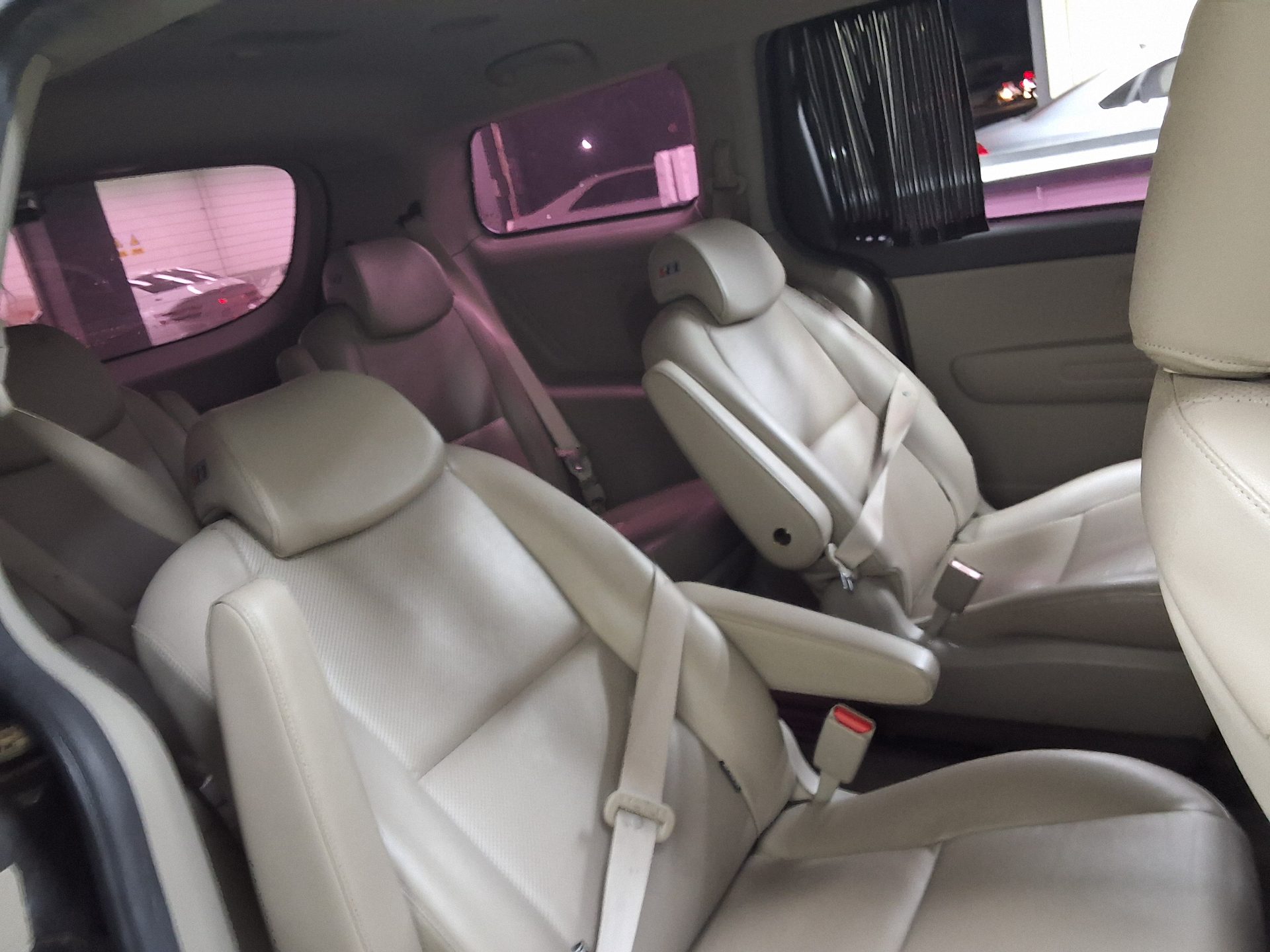 2017 - kia carnival