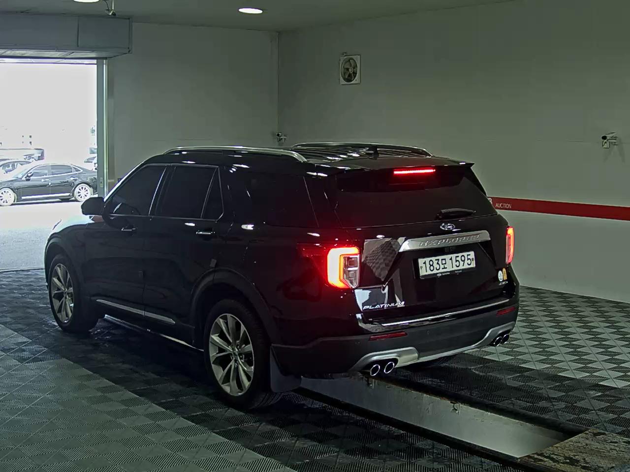 Ford Explorer 2021 — صورة 2
