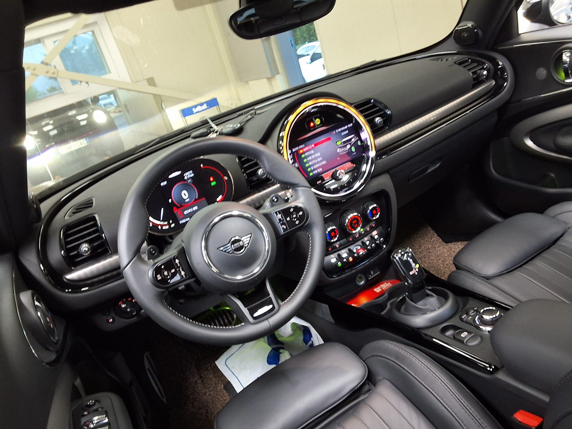 2023 - mini clubman