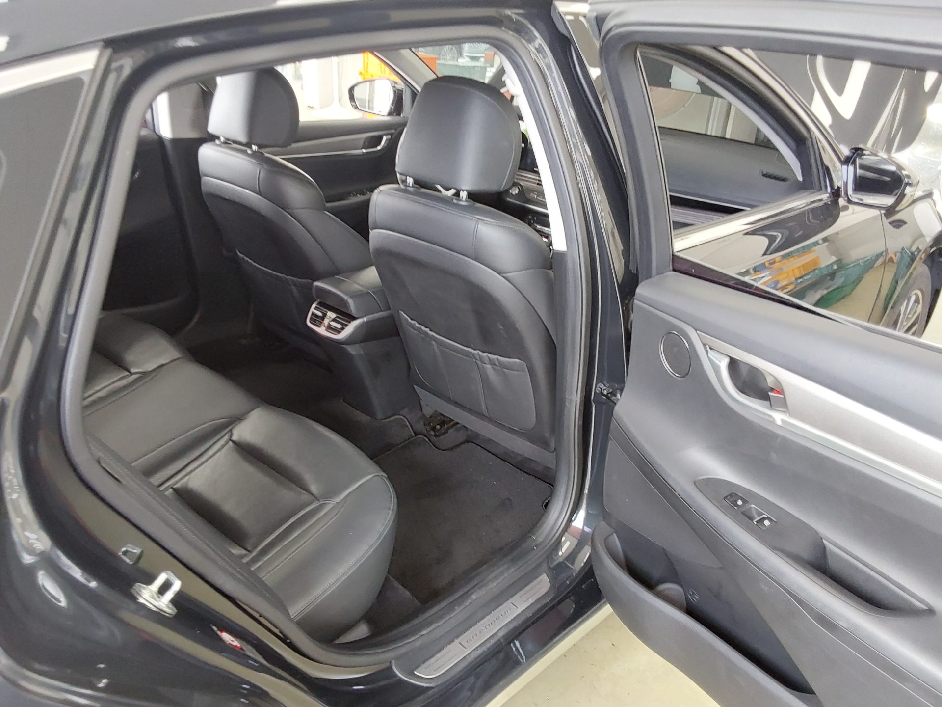 2021 - hyundai grandeur