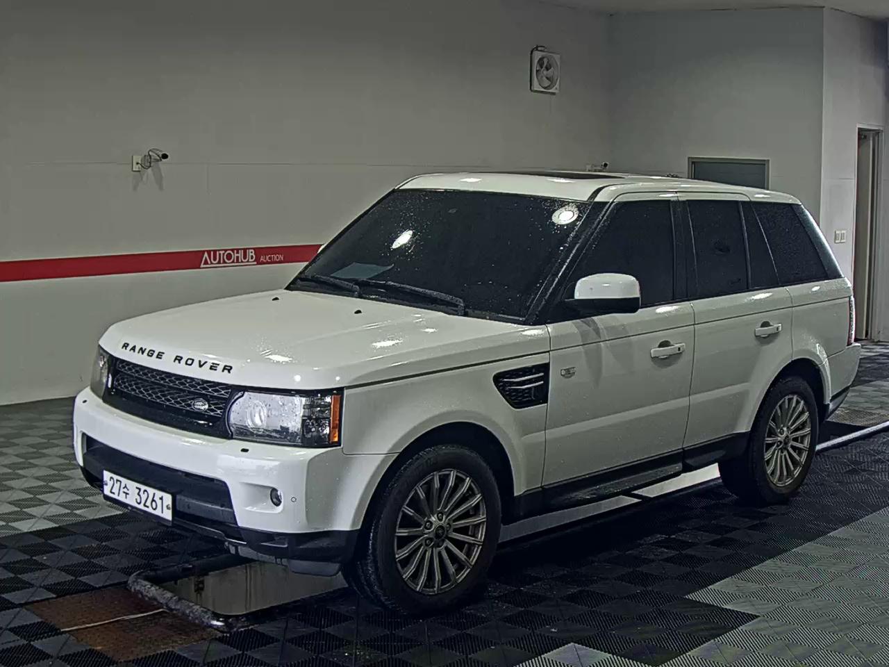 2012 - land rover range rover