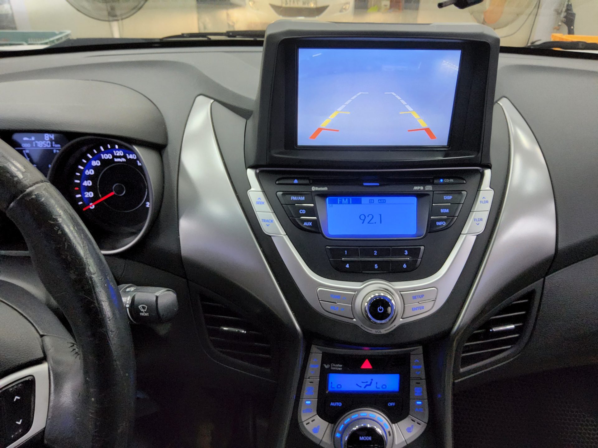 2012 - hyundai avante