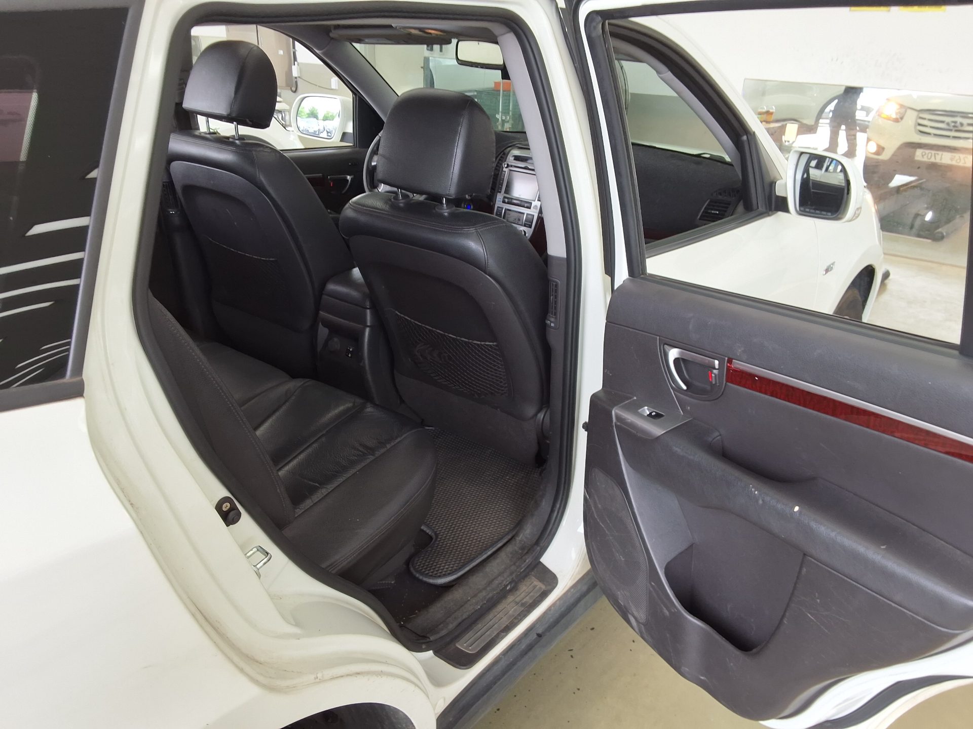 2011 - hyundai santa fe