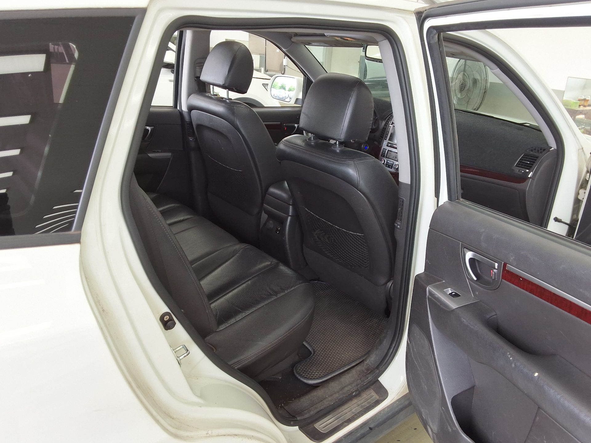 2011 - hyundai santa fe