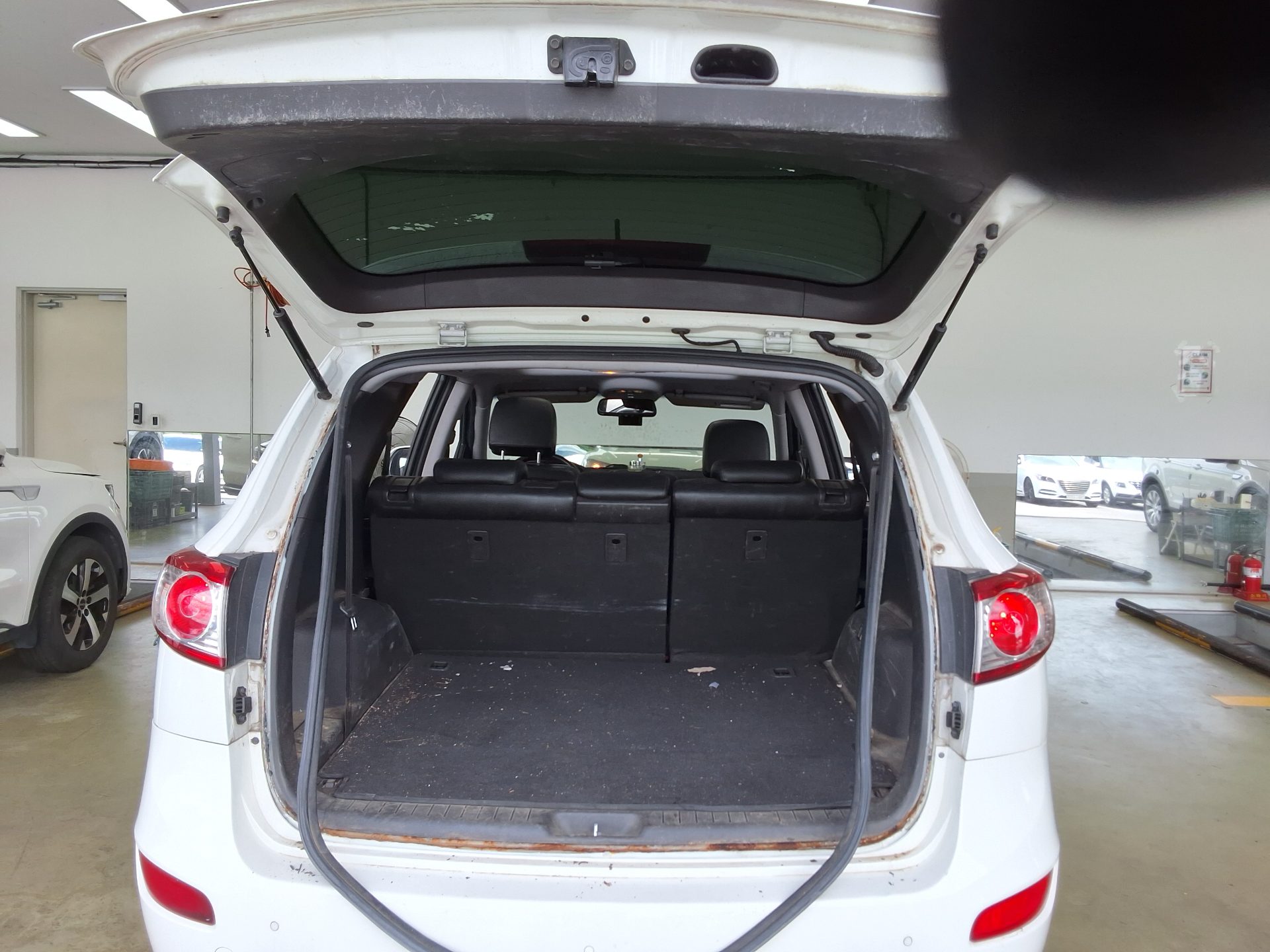 2011 - hyundai santa fe