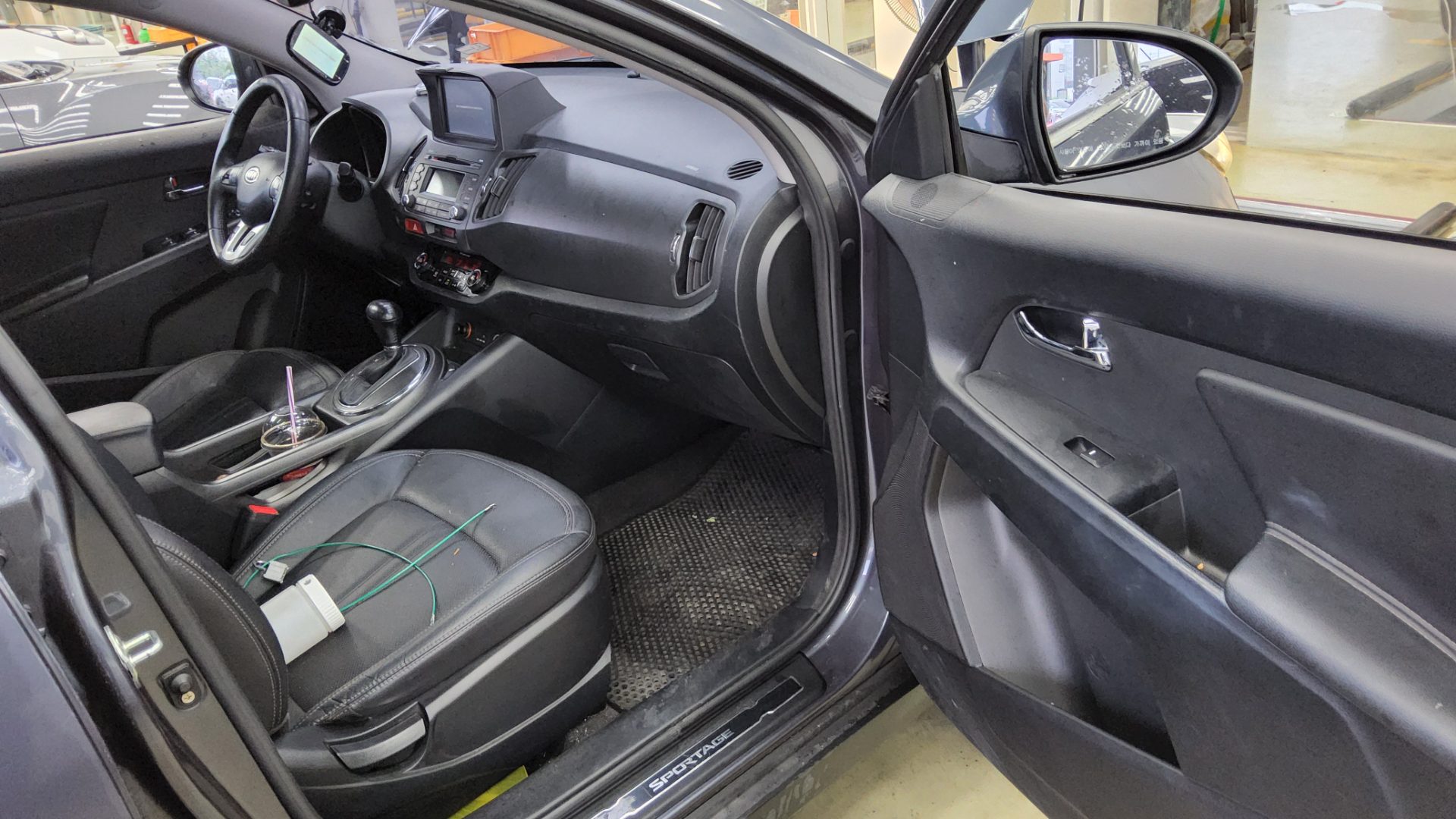 2011 - kia sportage