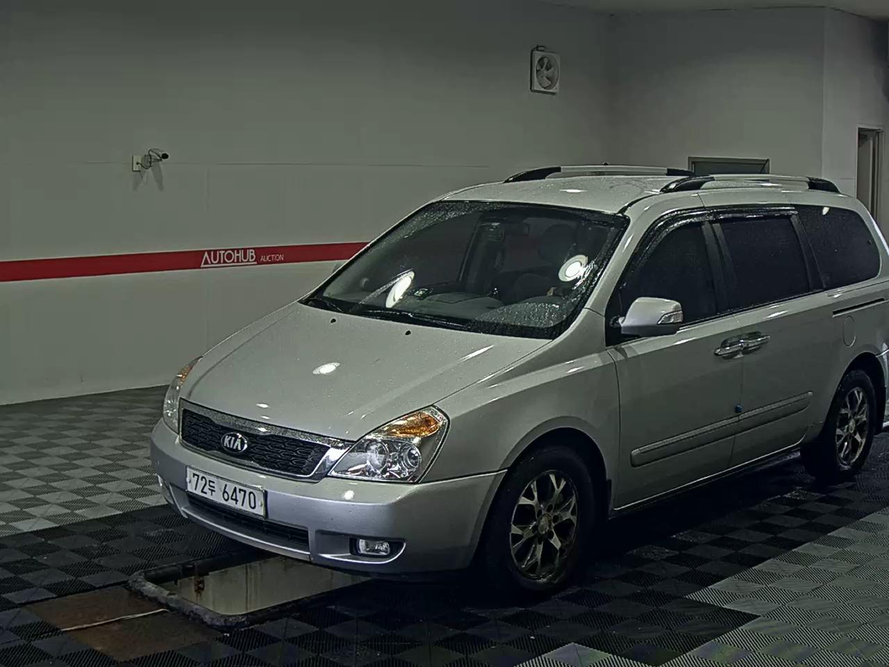 2014 - kia carnival