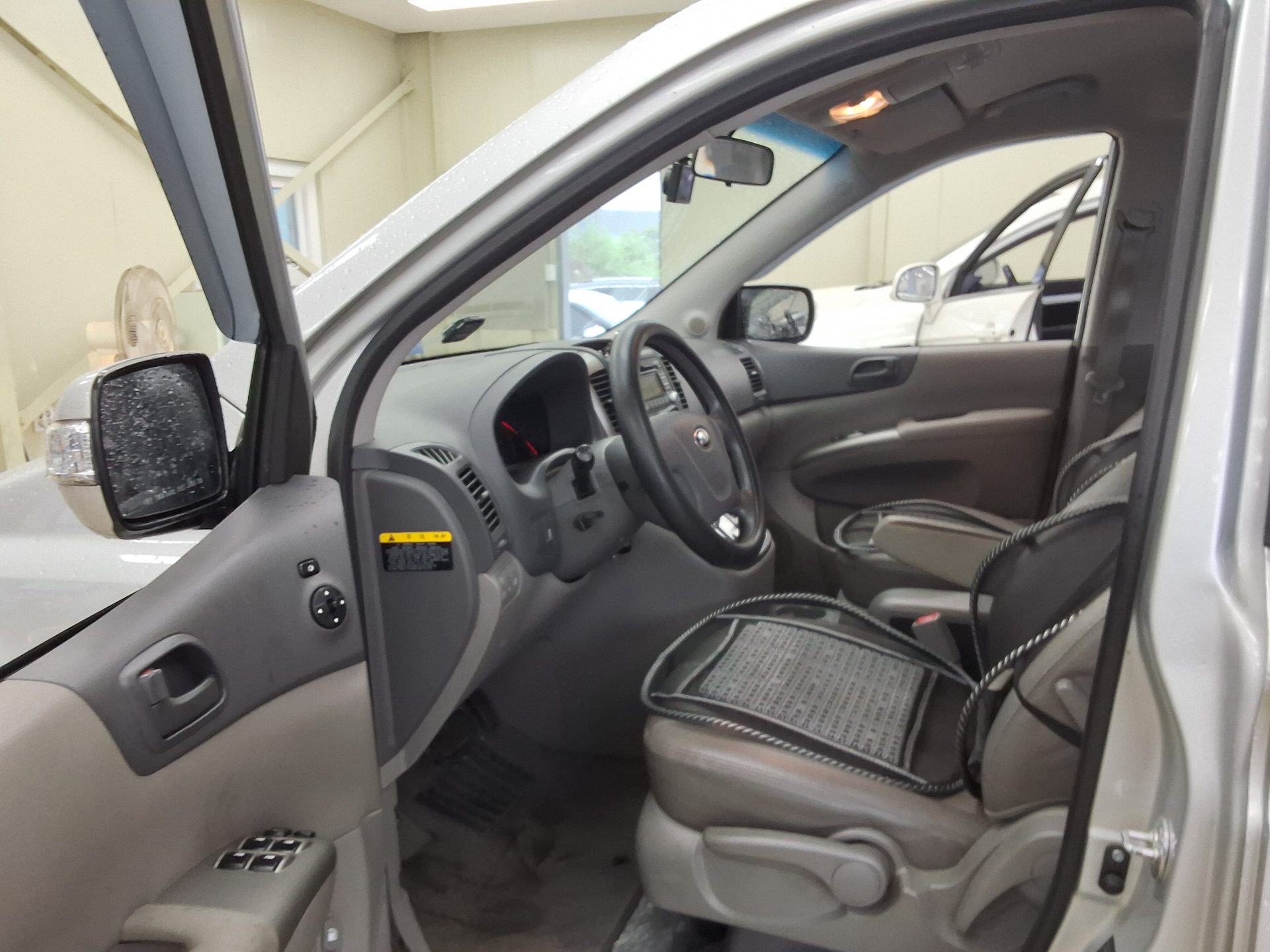 2014 - kia carnival