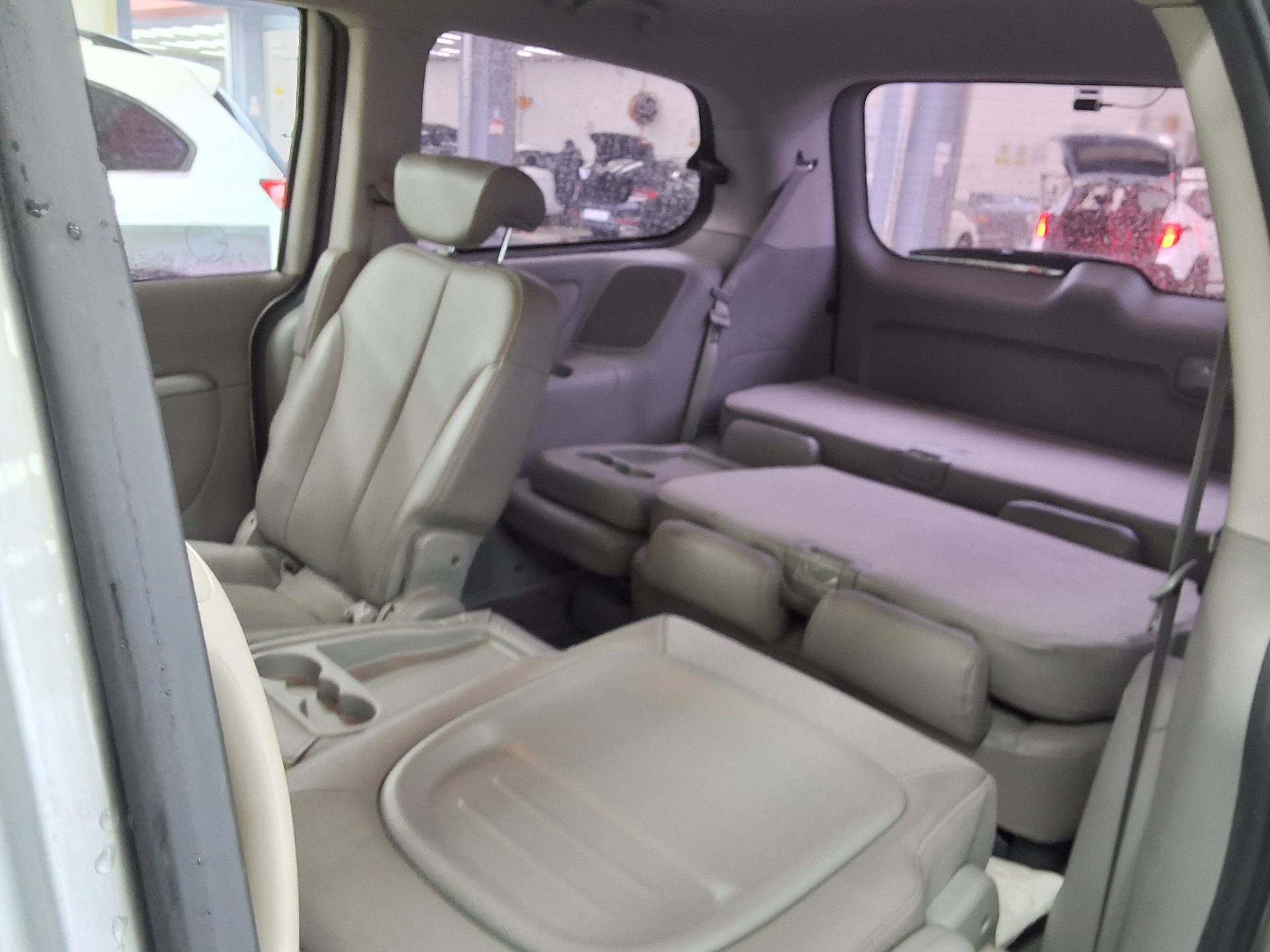 2014 - kia carnival