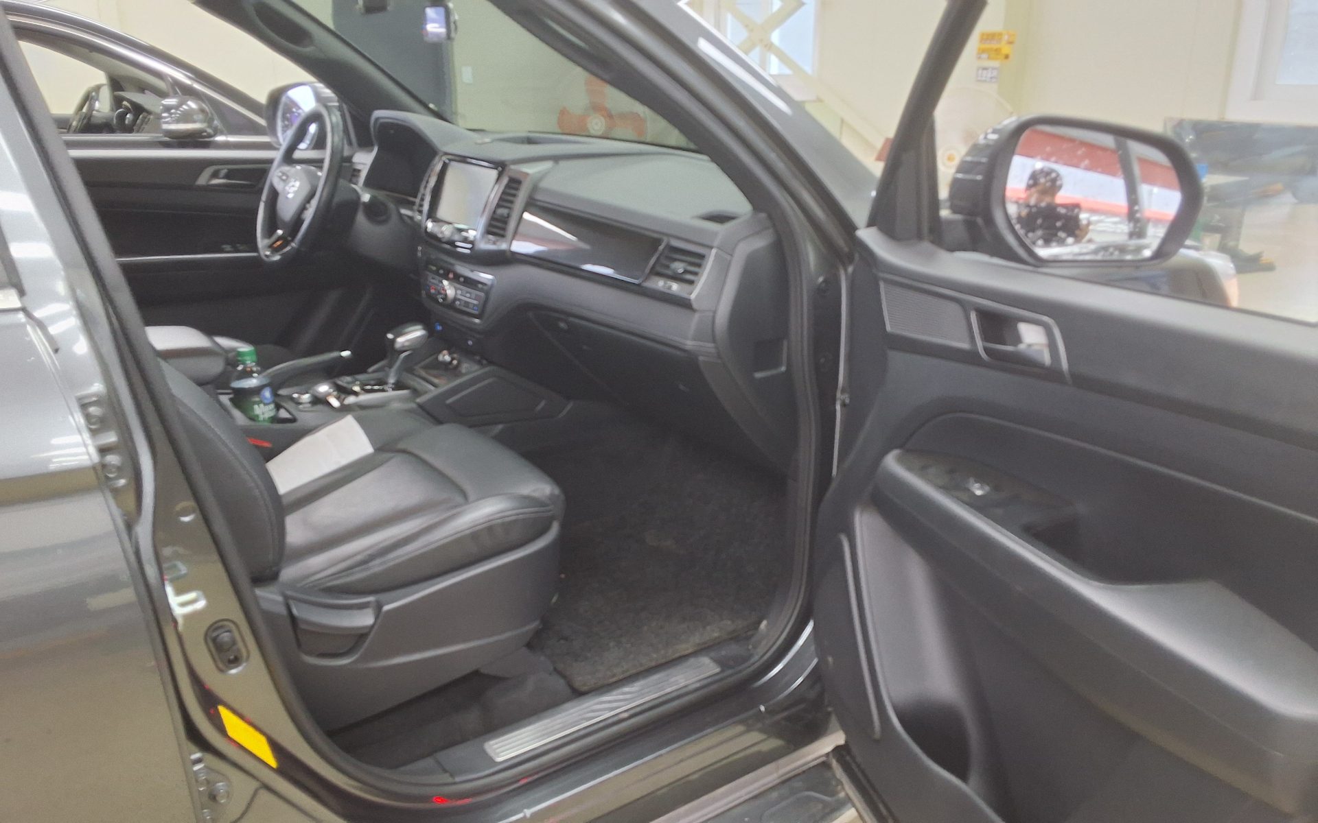 2021 - ssangyong rexton
