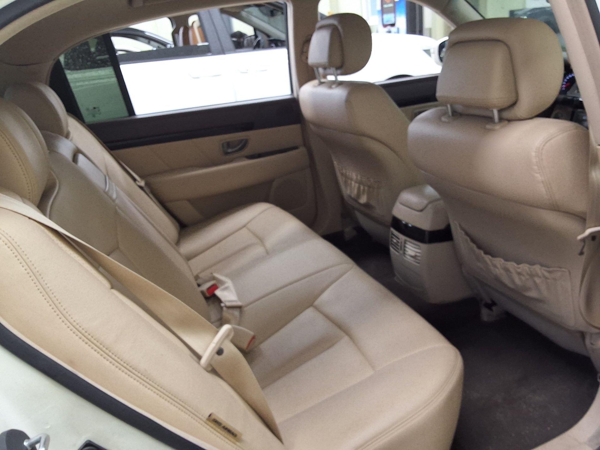 2010 - kia opirus