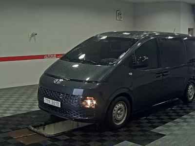 HYUNDAI STARIA TOURER