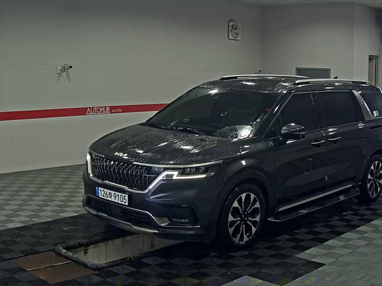 2023 - kia carnival