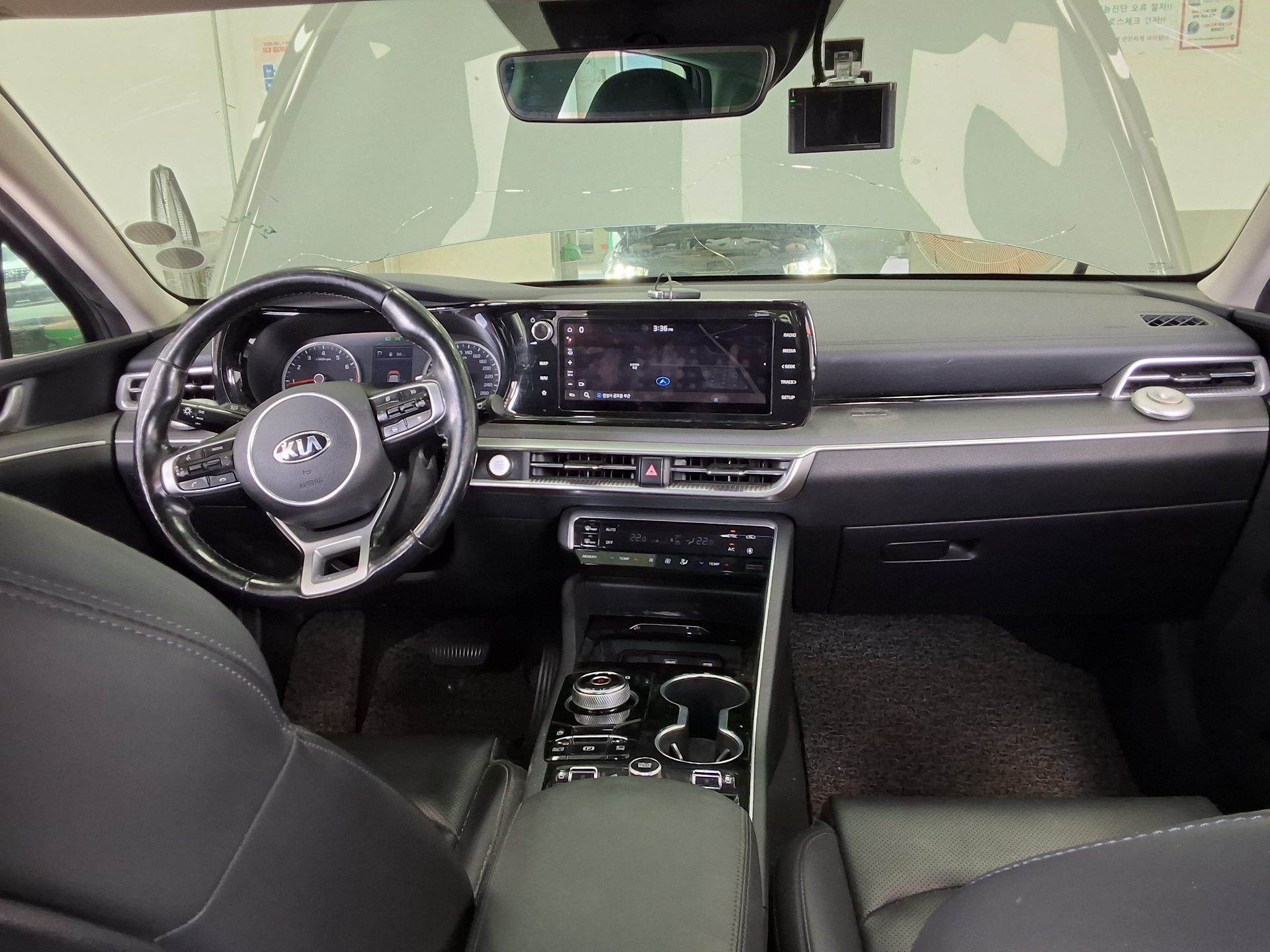 2021 - kia k5