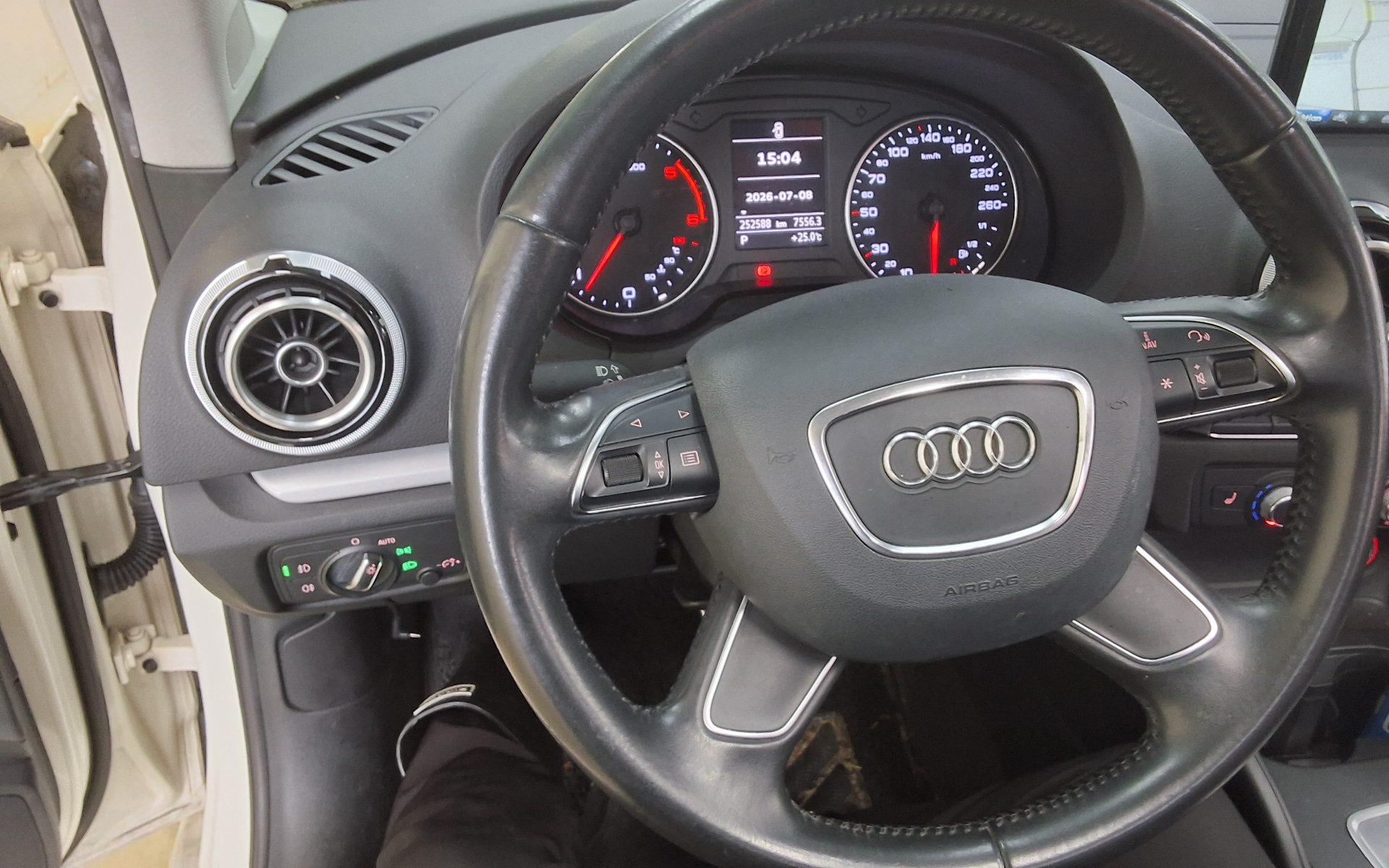 2015 - audi a3