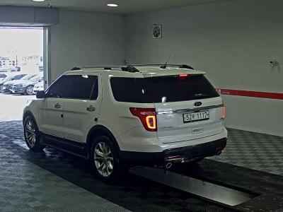 فورد Explorer (5Th Gen) 3.5 V6 دفع رباعي Limited 2014 3.5 v6 دفع رباعي