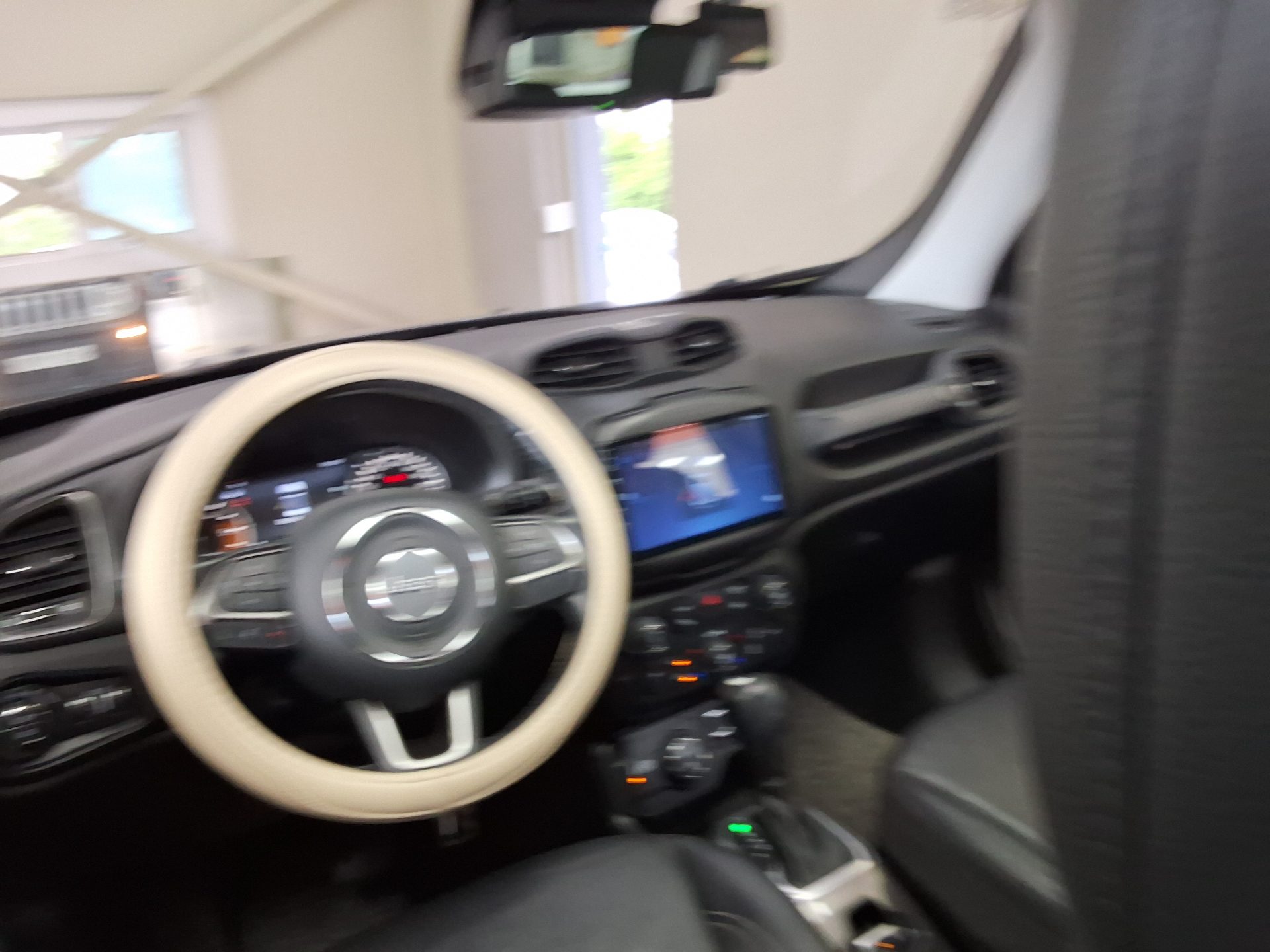 2018 - jeep renegade