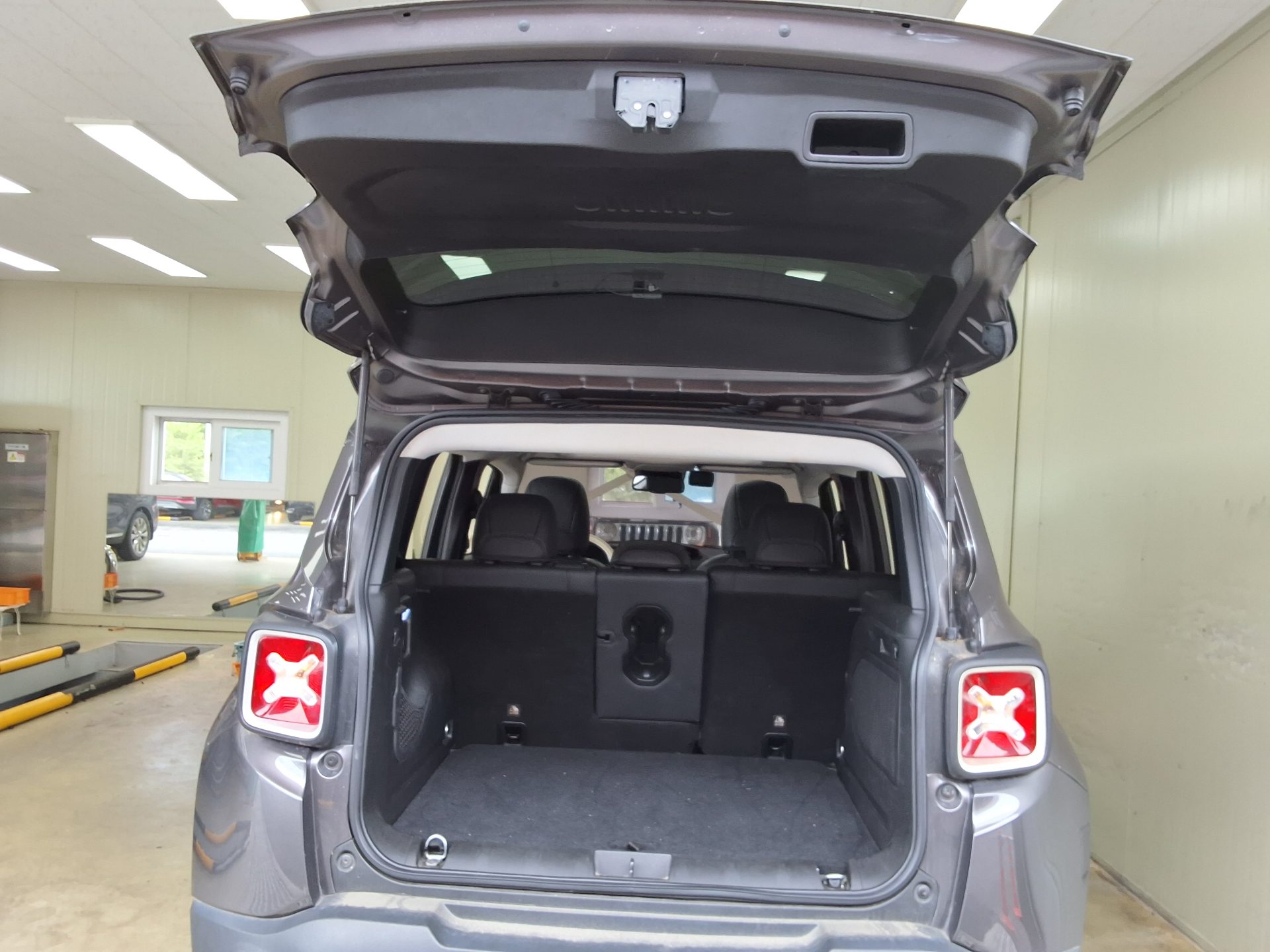 2018 - jeep renegade