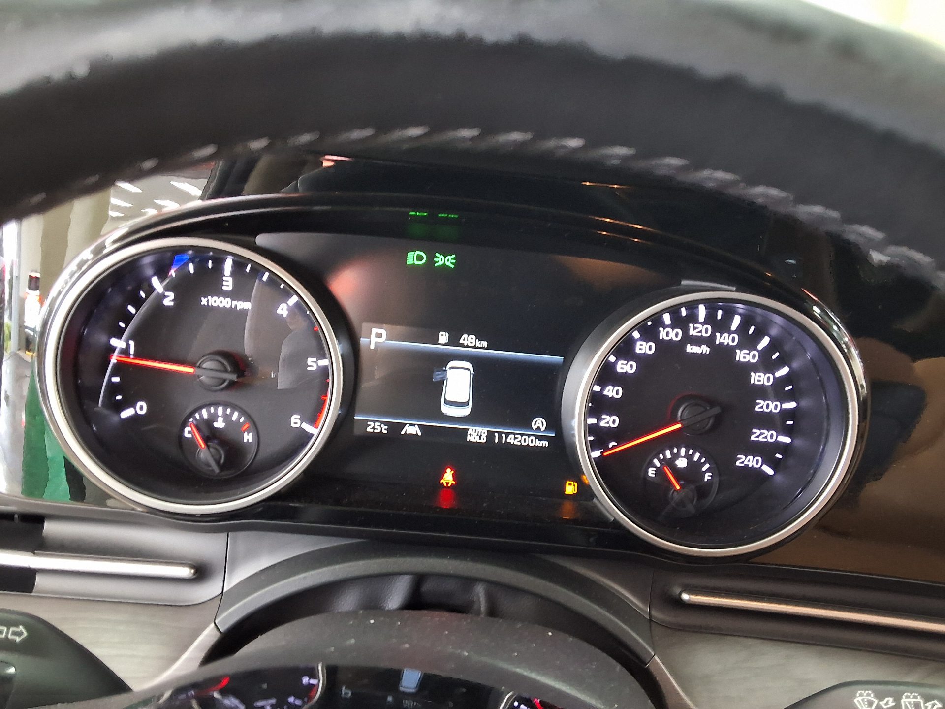 2023 - kia carnival