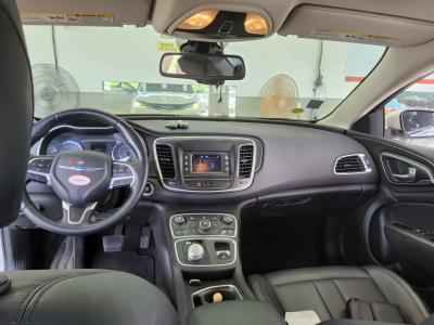 Chrysler 200 (2Nd Gen) 2.4 Limited 2015 2.4 limited