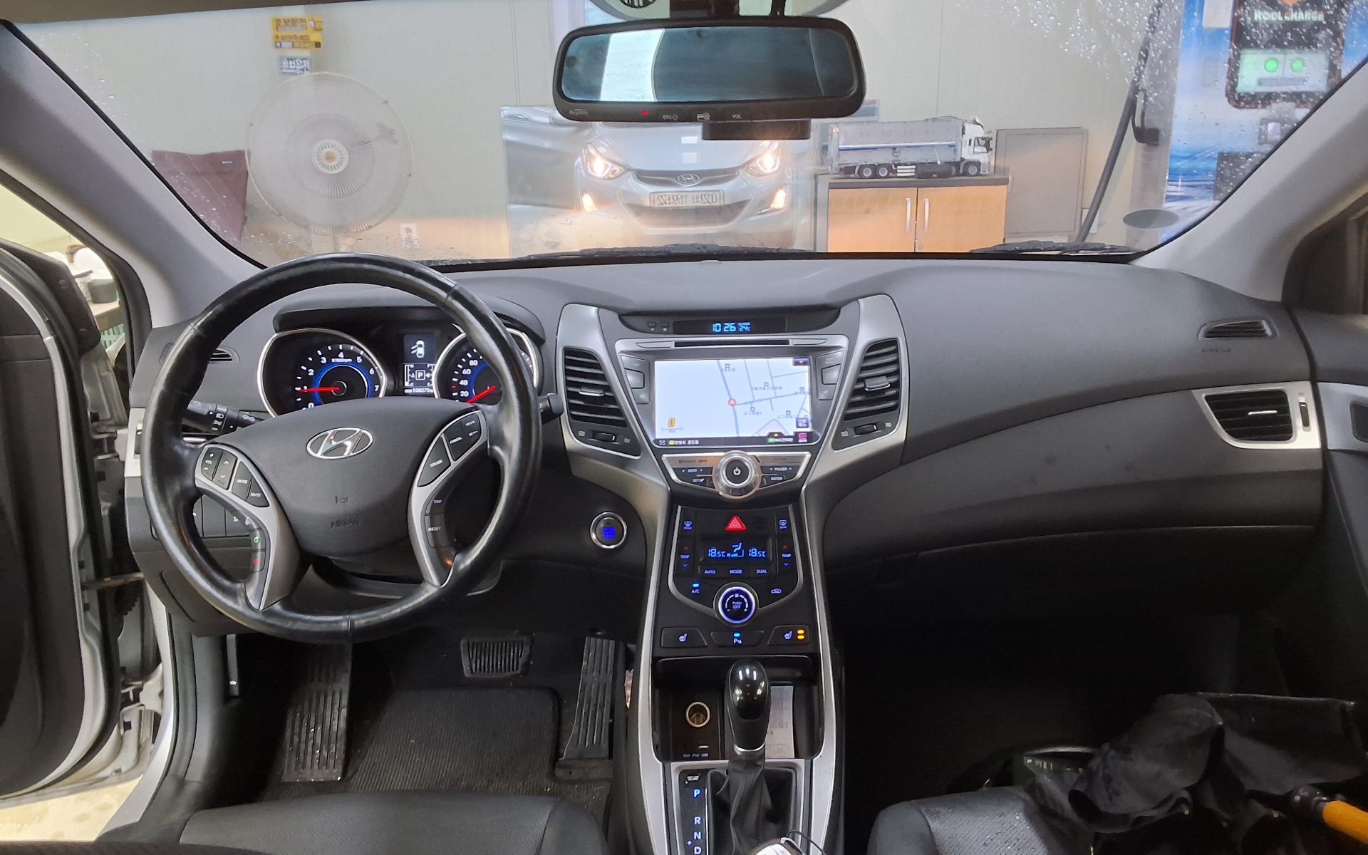 2016 - hyundai avante