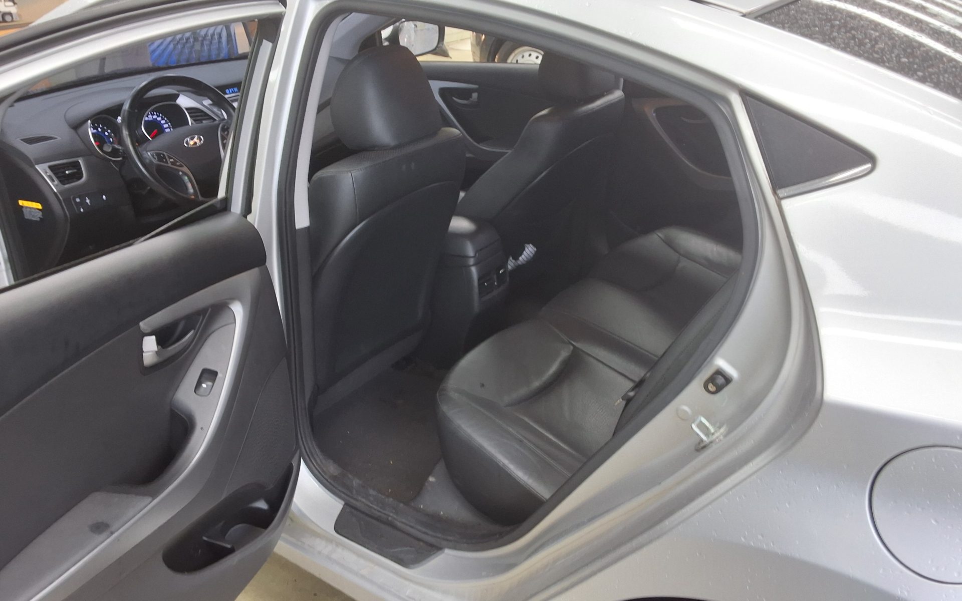 2016 - hyundai avante