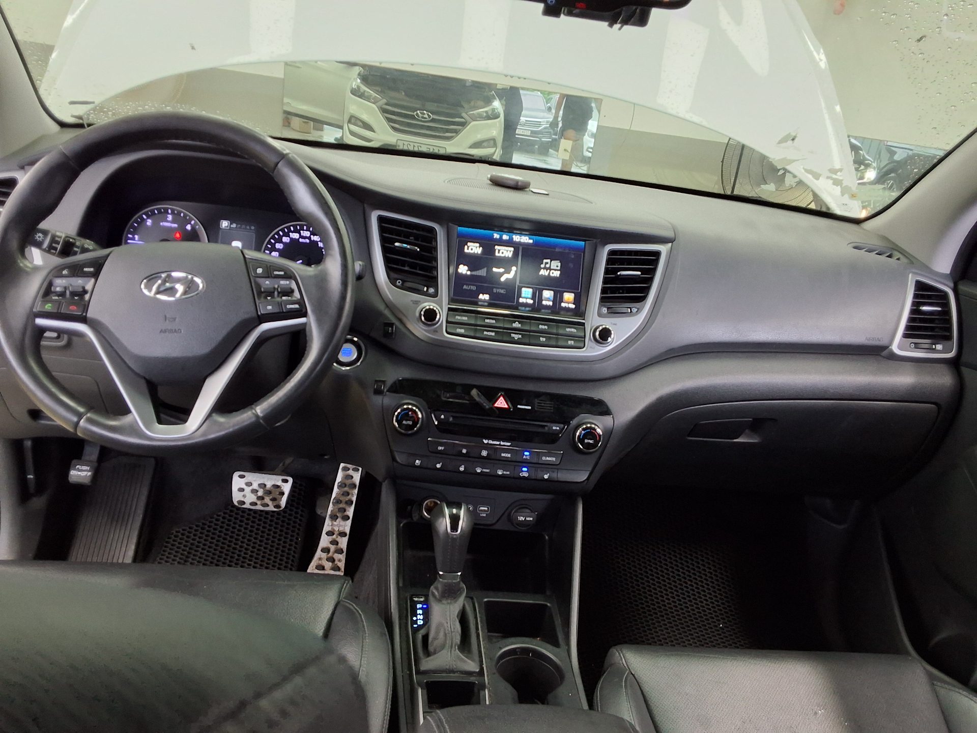 2016 - hyundai tucson