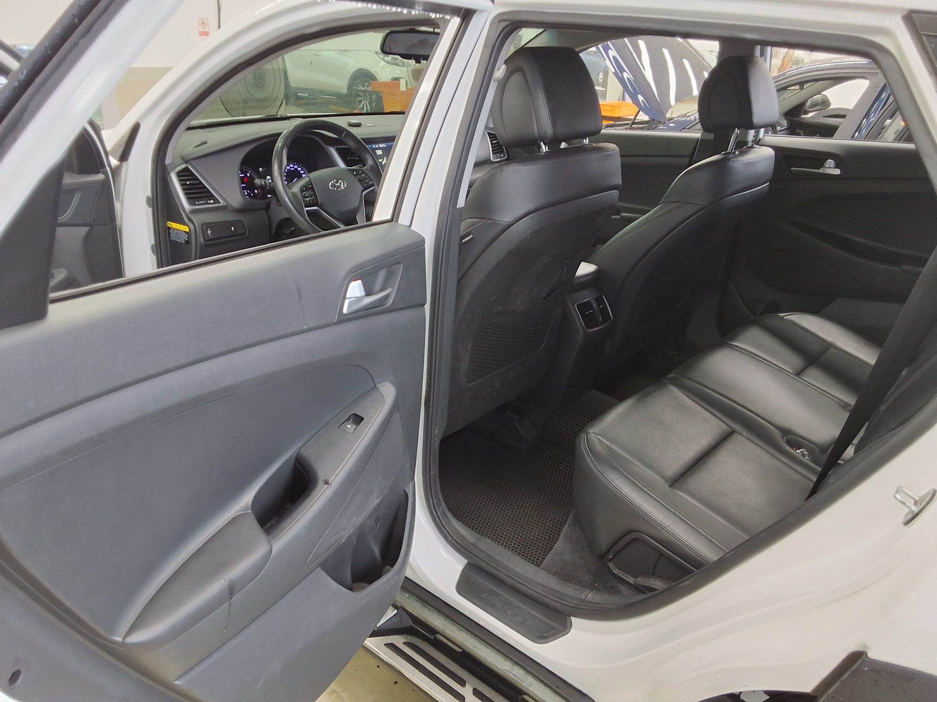 2016 - hyundai tucson