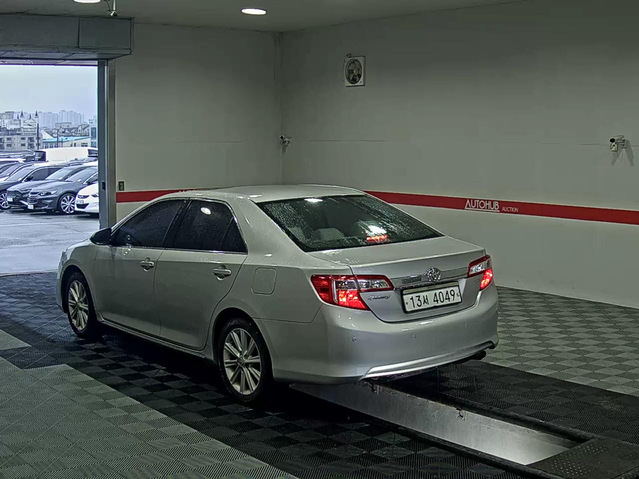 2012 - toyota camry