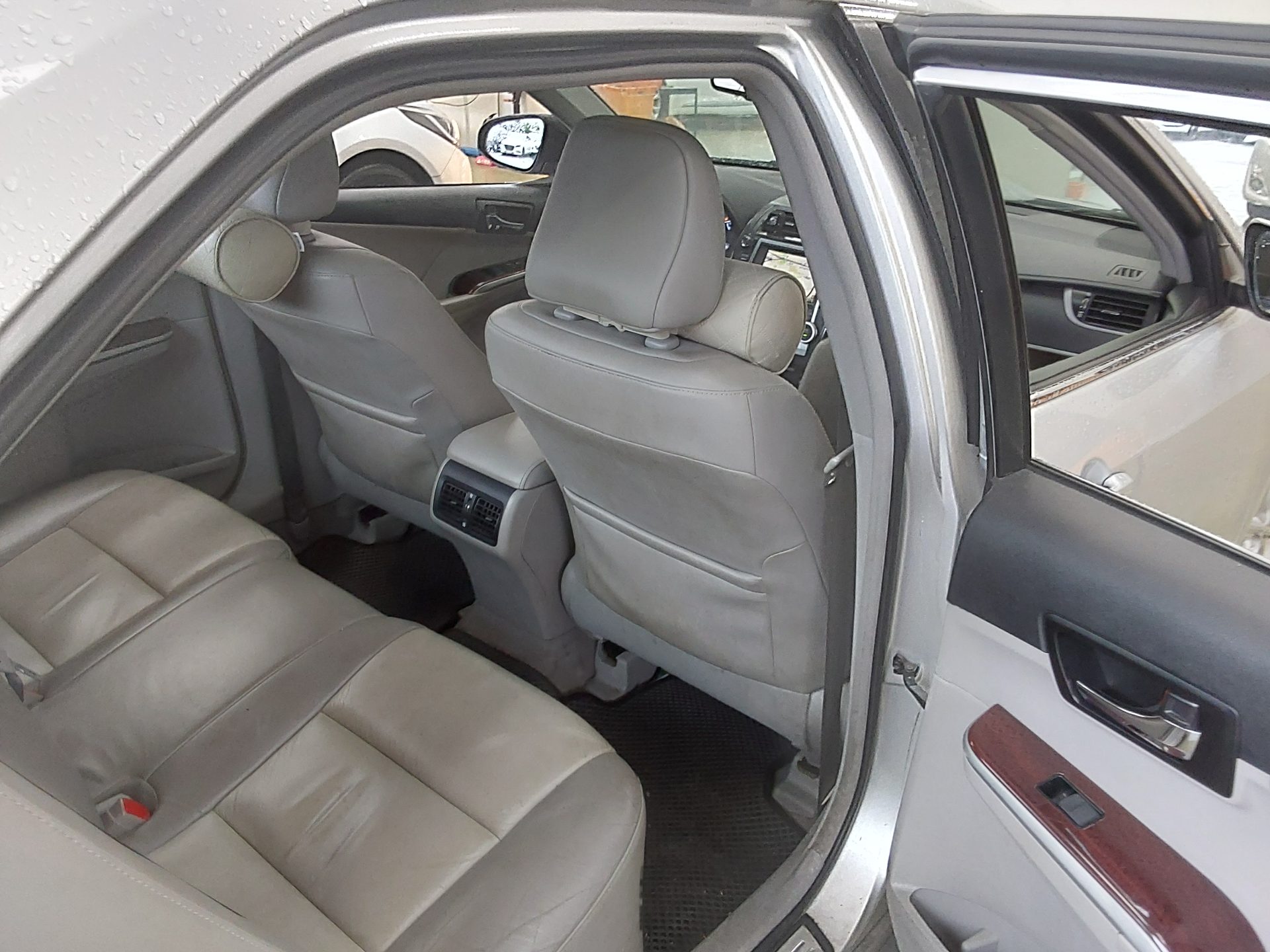 2012 - toyota camry