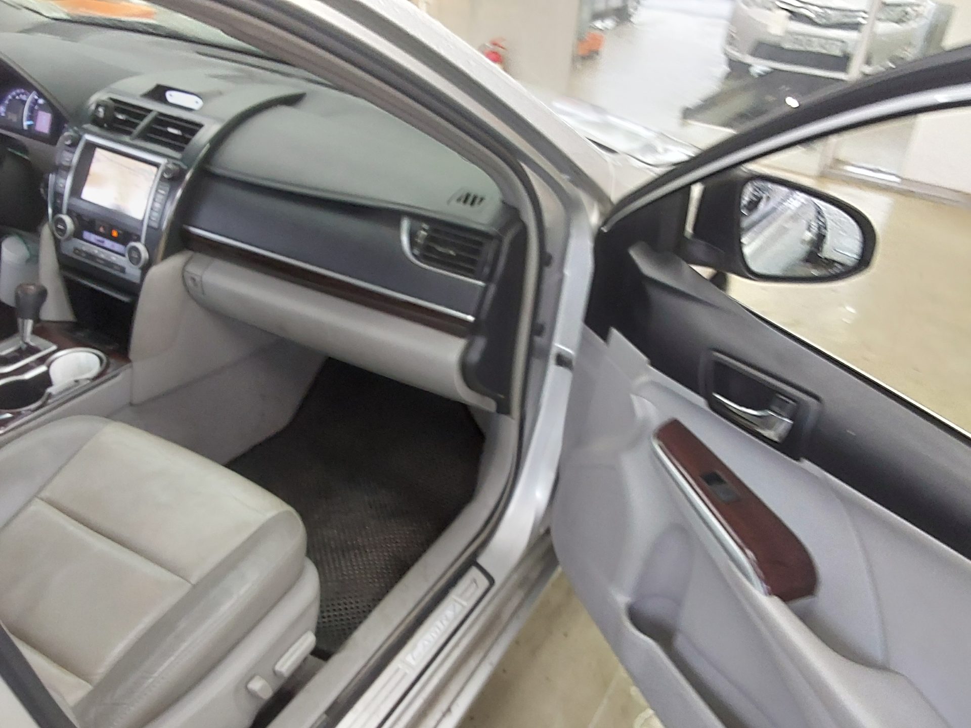 2012 - toyota camry