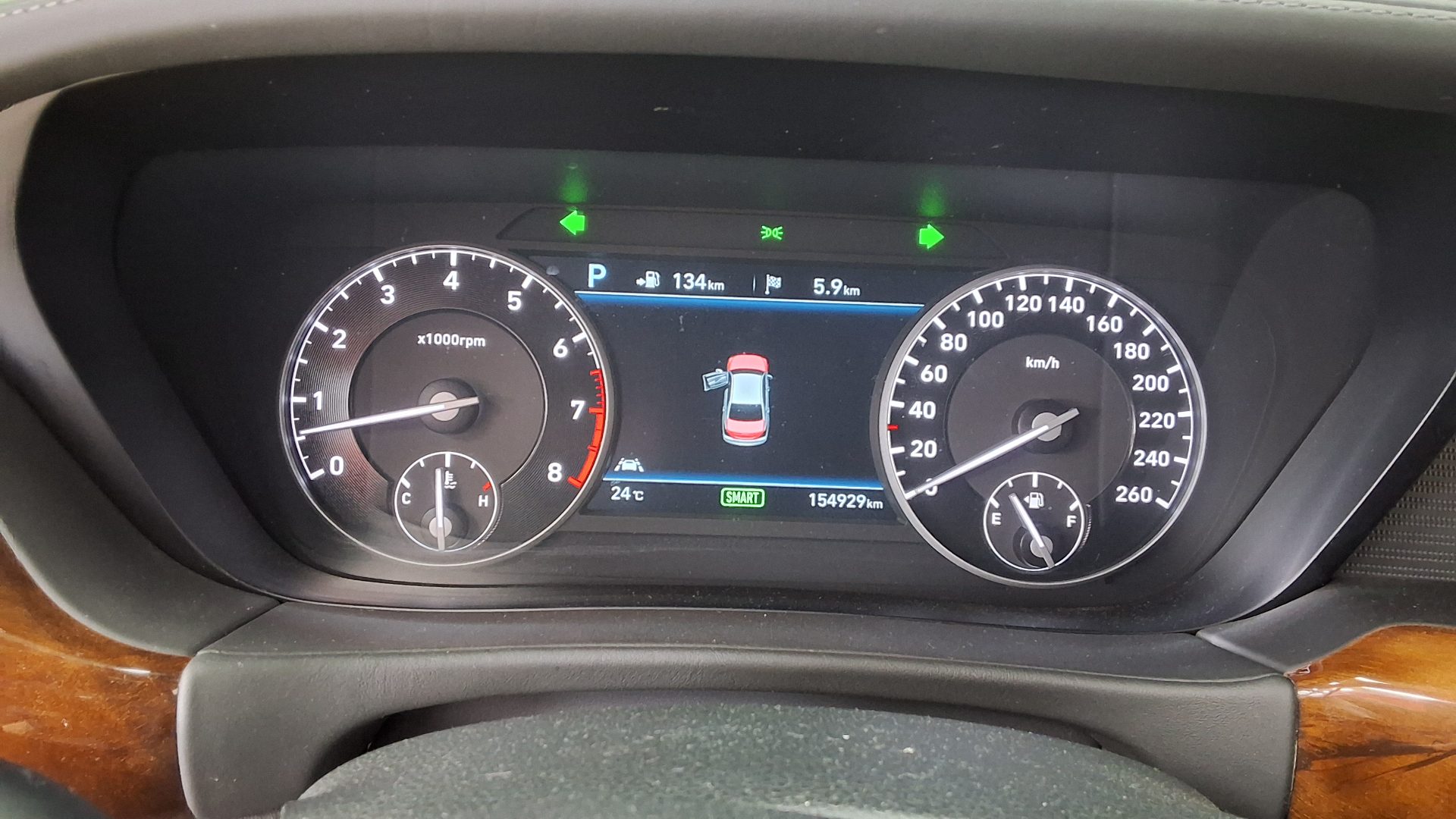 2016 - genesis eq900