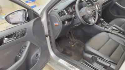 فولكس فاجن Jetta (6Th Gen) 2.0 Tdi 2011 2.0 tdi