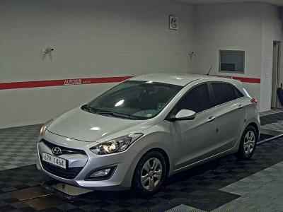 HYUNDAI i30 GDi UNIQUE