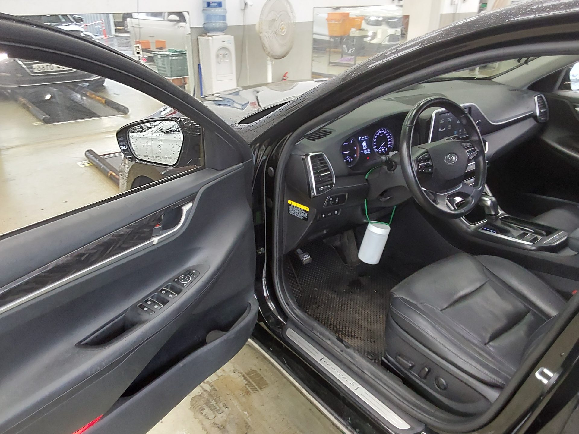 2017 - hyundai grandeur