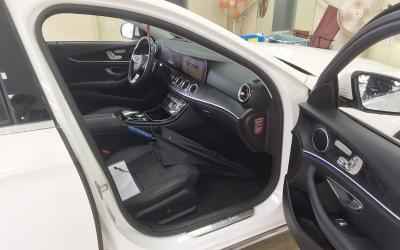مرسيدس بنز E Class (5Th Gen) E300 4Matic Avantgarde 2017 4MATIC