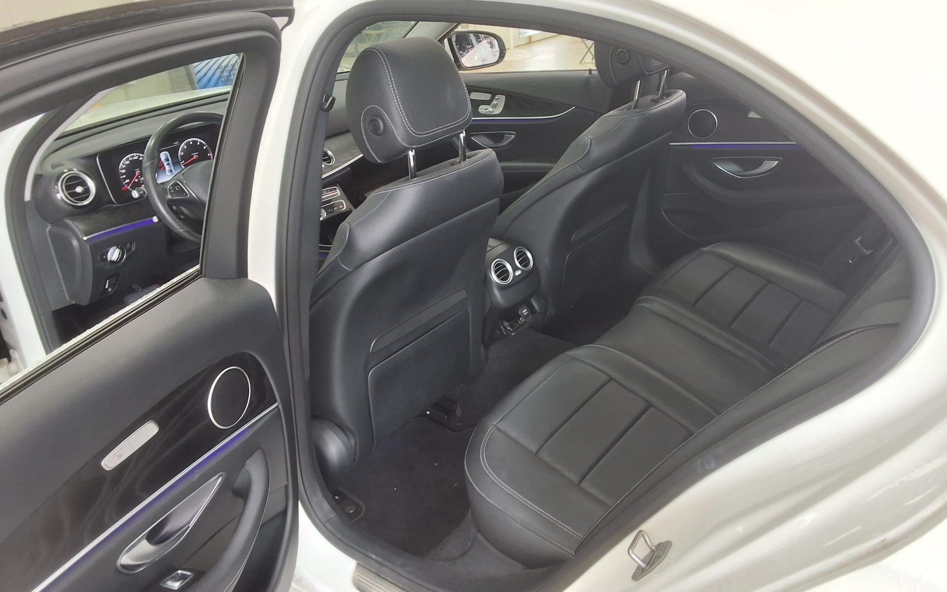 2017 - mercedes-benz e300