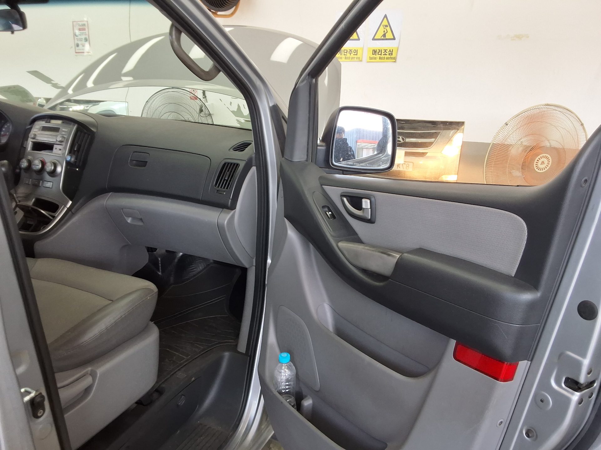 2011 - hyundai grand starex