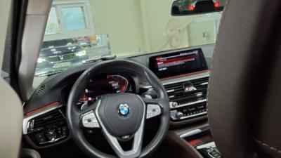 بي إم دبليو 5 Series (7Th Gen) 520D Xdrive فاخر Line Plus 2020 فاخر LINE PLUS