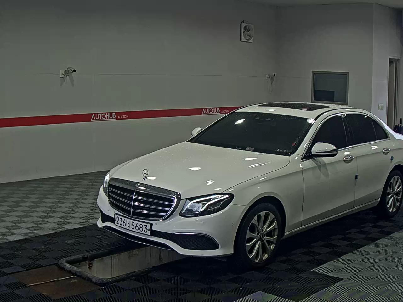 2017 - mercedes-benz e220d