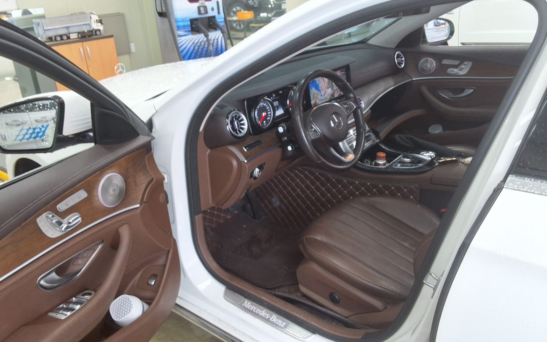 2017 - mercedes-benz e220d
